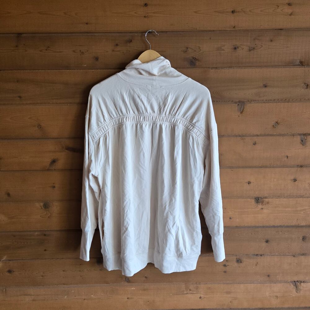Athleta Balance Cinch Turtleneck Sweatshirt Chantilly Cream Brushed Nirvana L - Picture 4 of 7